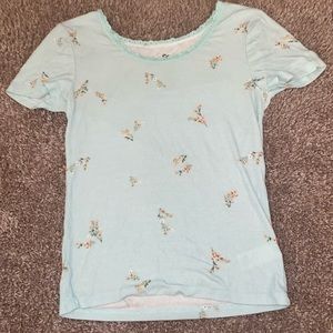 Brand NEW Womens blue floral shirt